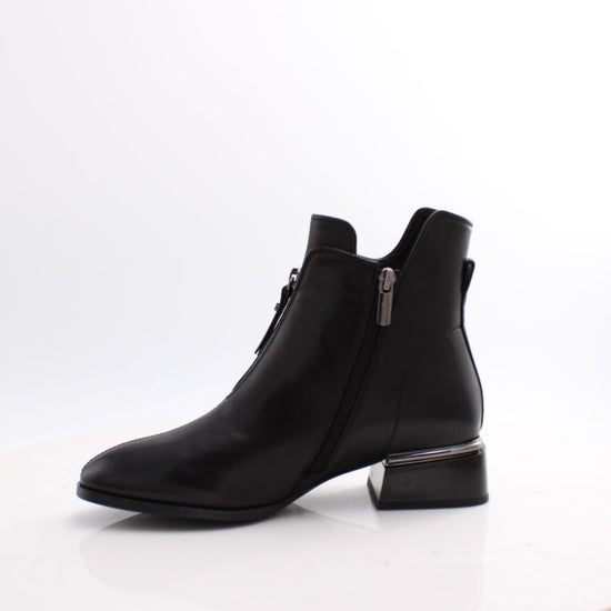 C9680 LORETTA VITALE BOOTS 25