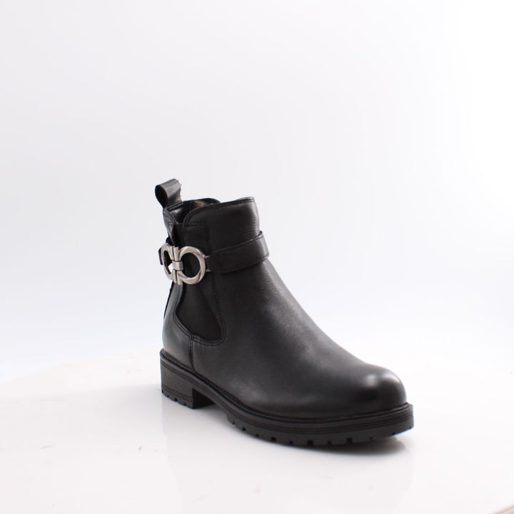 CUB DUBARRY BOOTS 25