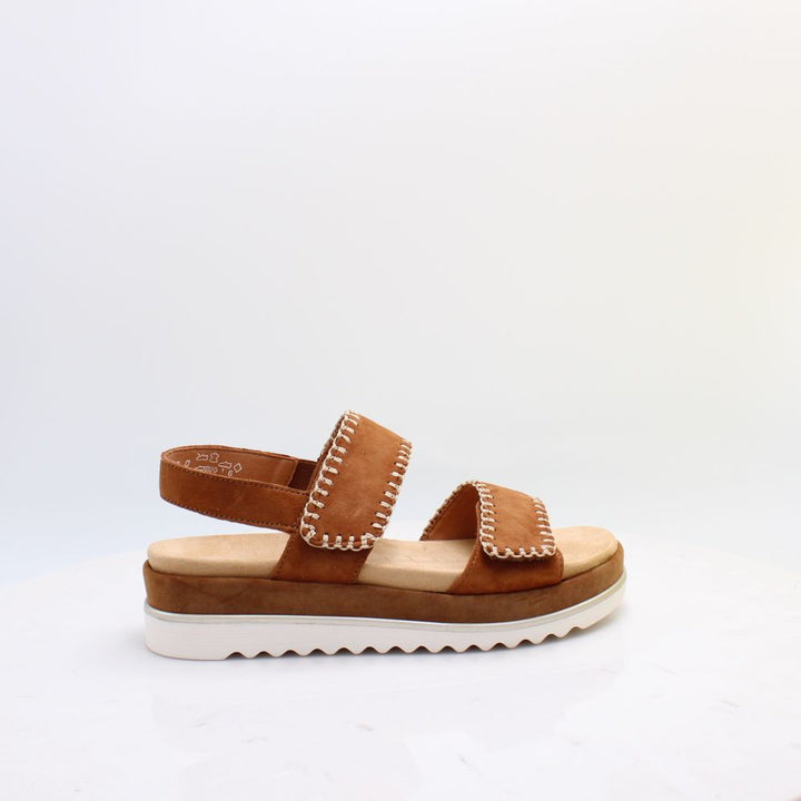 D3P50 REMONTE 26 SANDAL