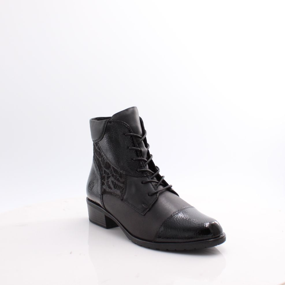 D6882 REMONTE BOOTS 25