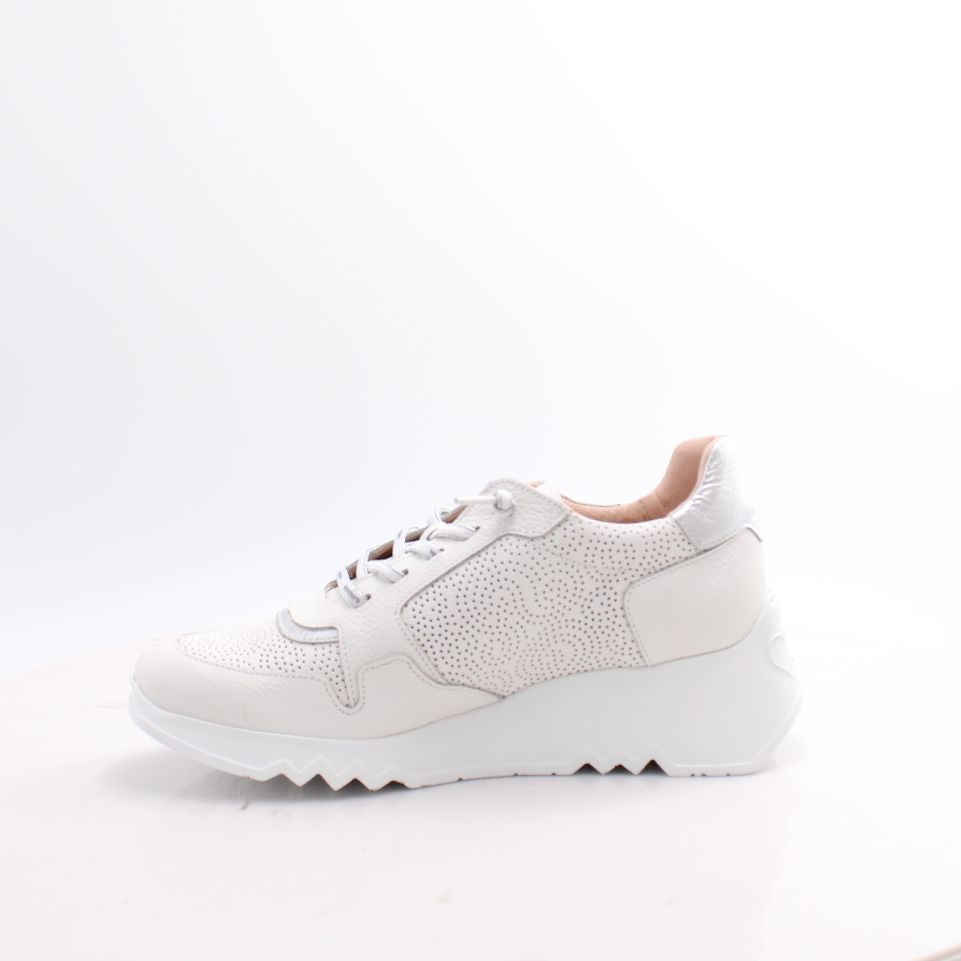 E-6761 WONDERS SHOES