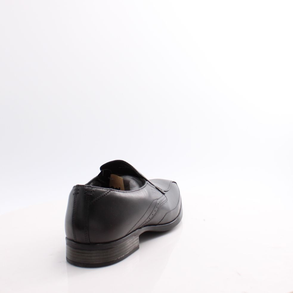 EARL POD SLIP ON SHOES