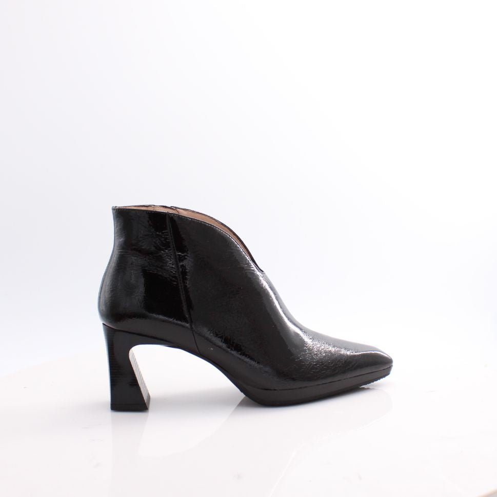 HI254270 ATLANTA HISPANITAS