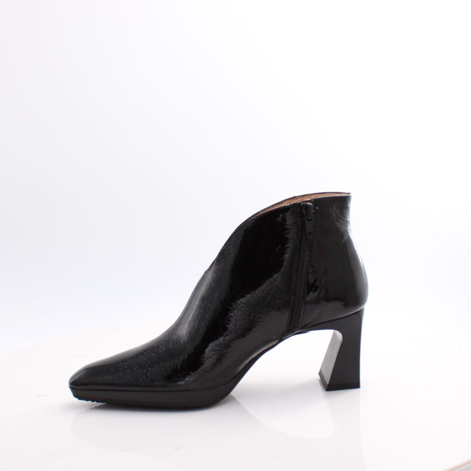 HI254270 ATLANTA HISPANITAS