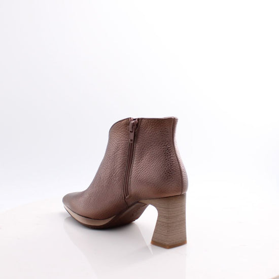 HI254270 ATLANTA HISPANITAS