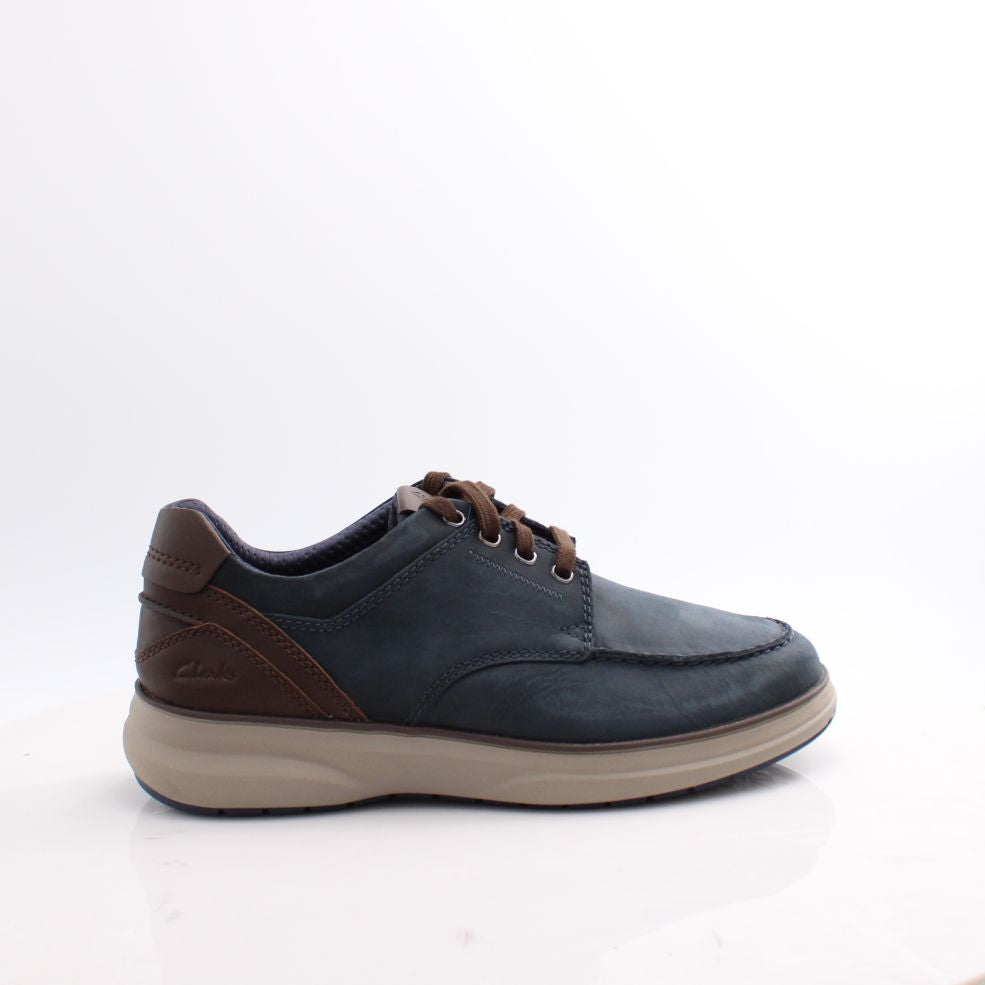 CLARKS Herren Schuhe Cotrell Edge – Braun, öliges Leder, Bequem & Leicht, Größe 42.5 EU