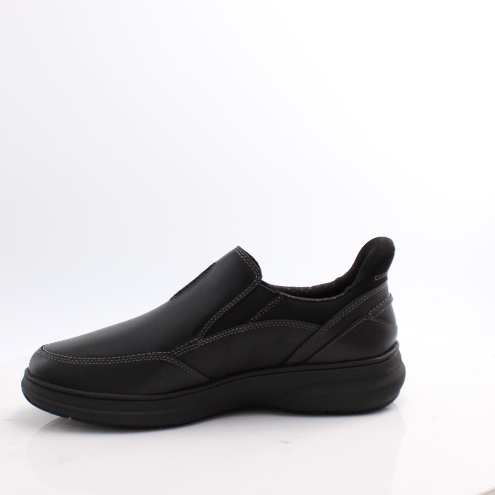 Mullan Step Clarks EX WIDE FIT