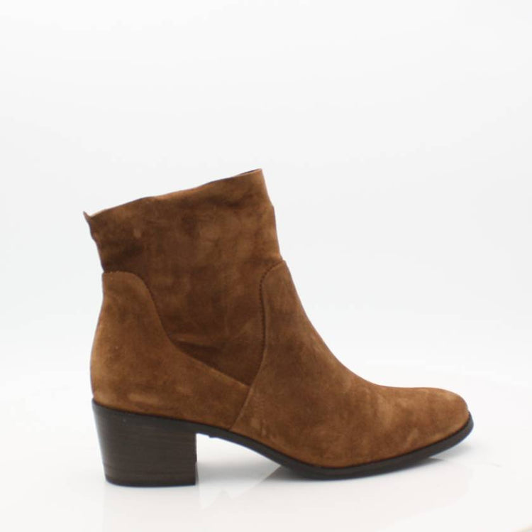 07 SOFT SUEDE TOFFEE