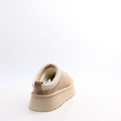 TAZZ UGG SLIPPERS