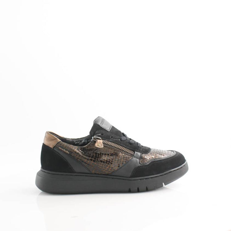 4.5 UK - 37.5 EU