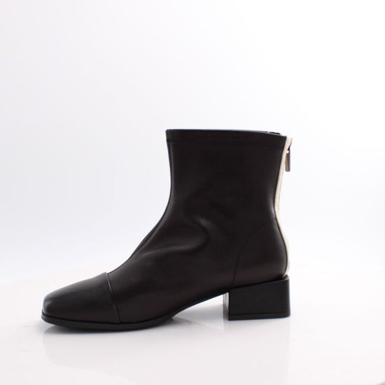 W5328B LORETTA VITALE 25