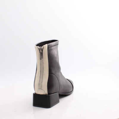 W5328B LORETTA VITALE 25