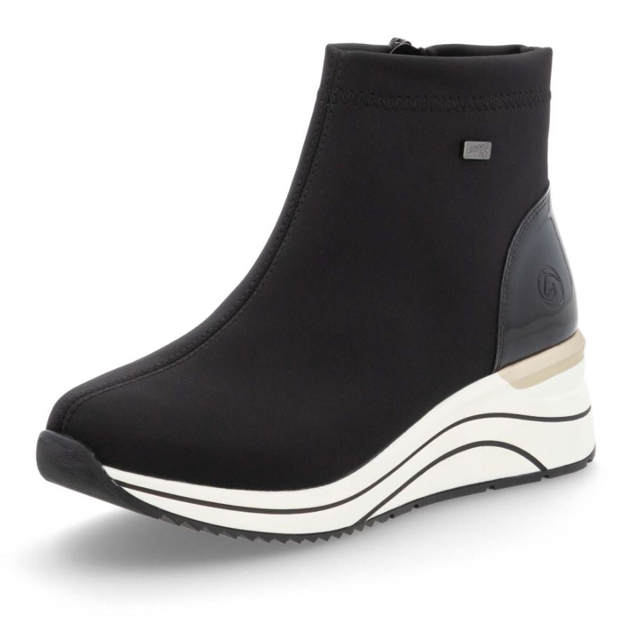 D0T73 REMONTE BOOTS 25