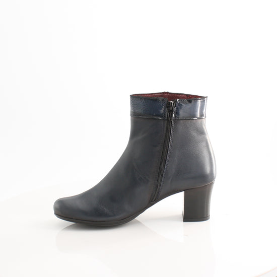 4287 JOSE SAENZ BOOTS