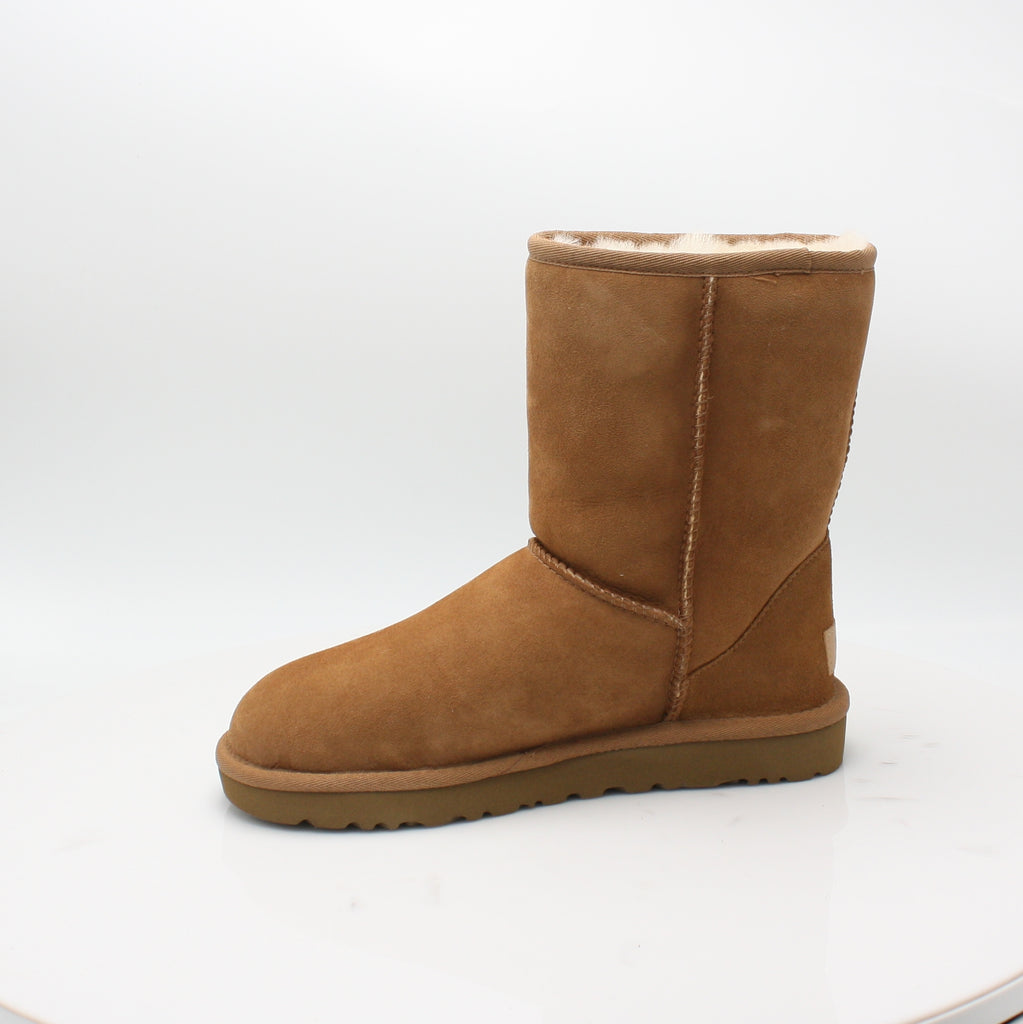 UGG CLASSIC SHORT II 1016223, Ladies, UGGS FOOTWEAR, Logues Shoes - Logues Shoes.ie Since 1921, Galway City, Ireland.