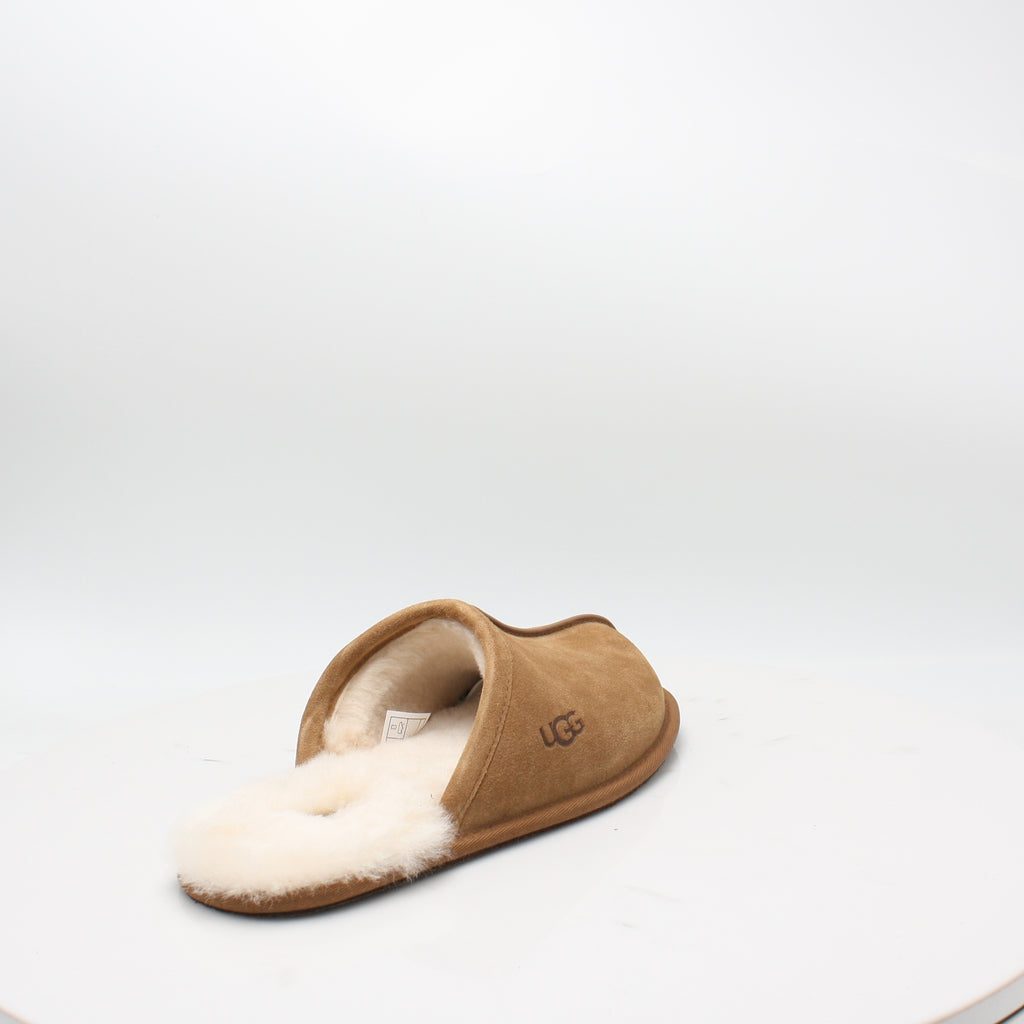 UGGS SCUFF MEN'S 5776 SLIPPER, Mens, UGGS FOOTWEAR, Logues Shoes - Logues Shoes.ie Since 1921, Galway City, Ireland.