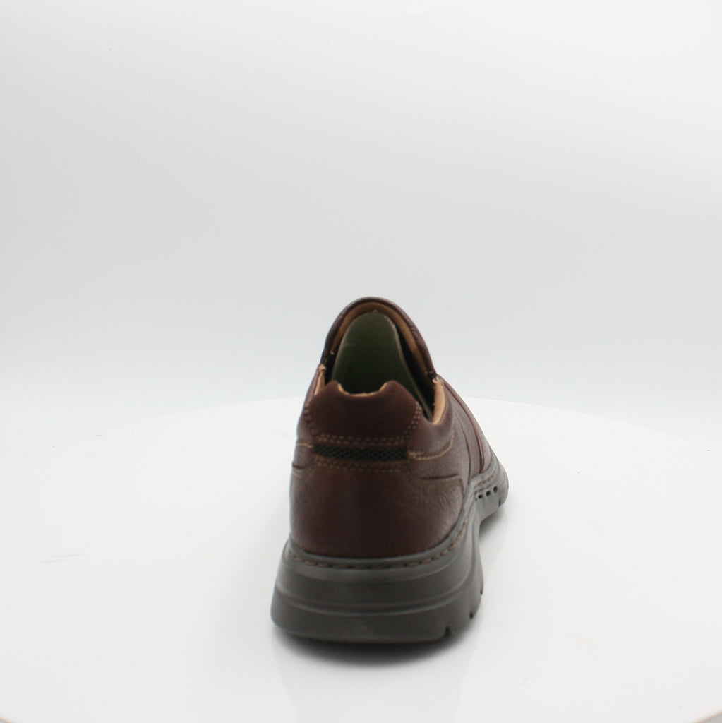 Un BrawleyStep  EX WIDE CLARKS, Mens, Clarks, Logues Shoes - Logues Shoes.ie Since 1921, Galway City, Ireland.